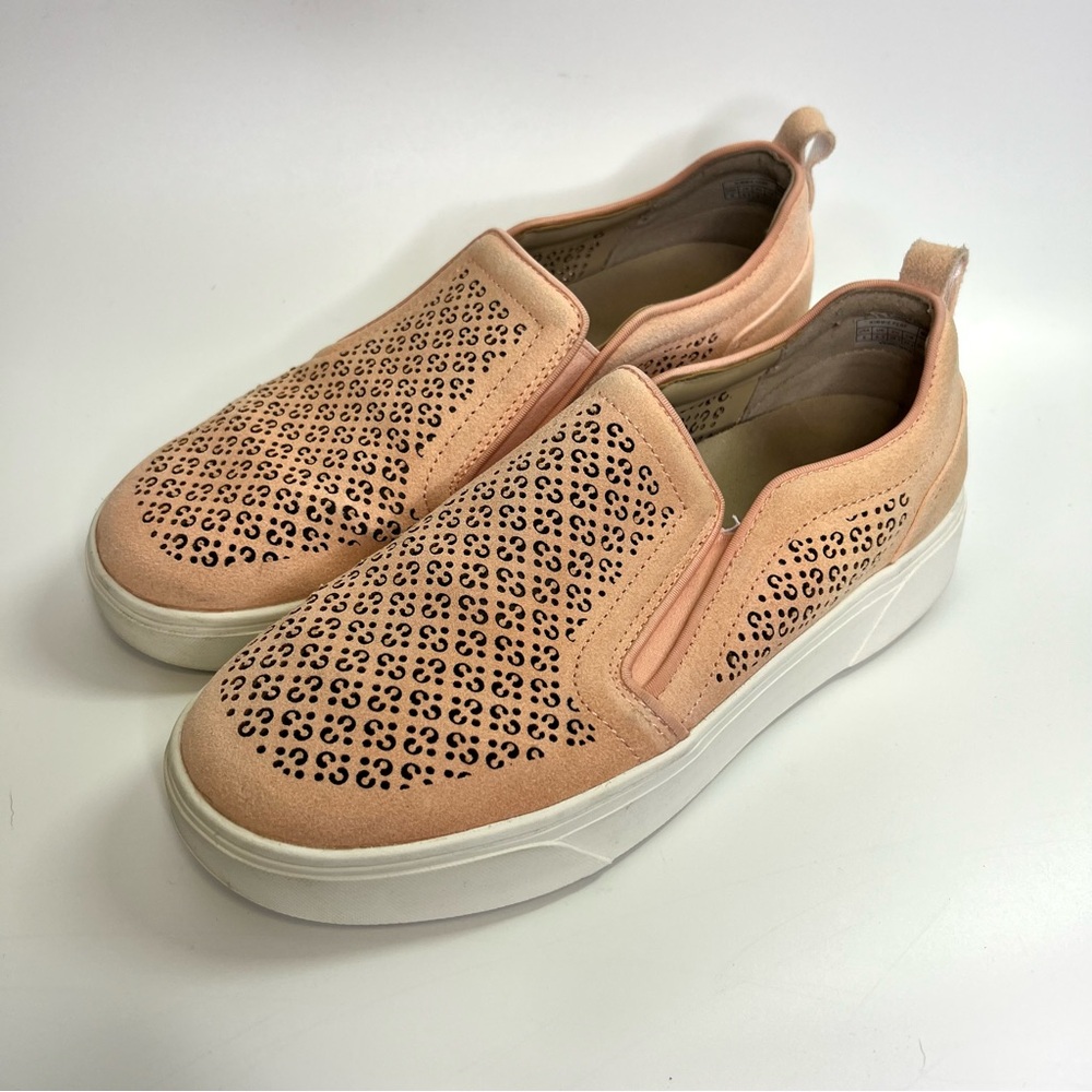 Vionic Kimmie Perf Slip On Sneakers Rose Pink 8